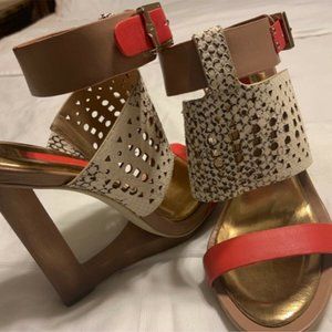 BCBG Maxazria Meteur Cutout Wedge Heels- Size 7